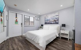 Shell On The Beach 103 - Renovated